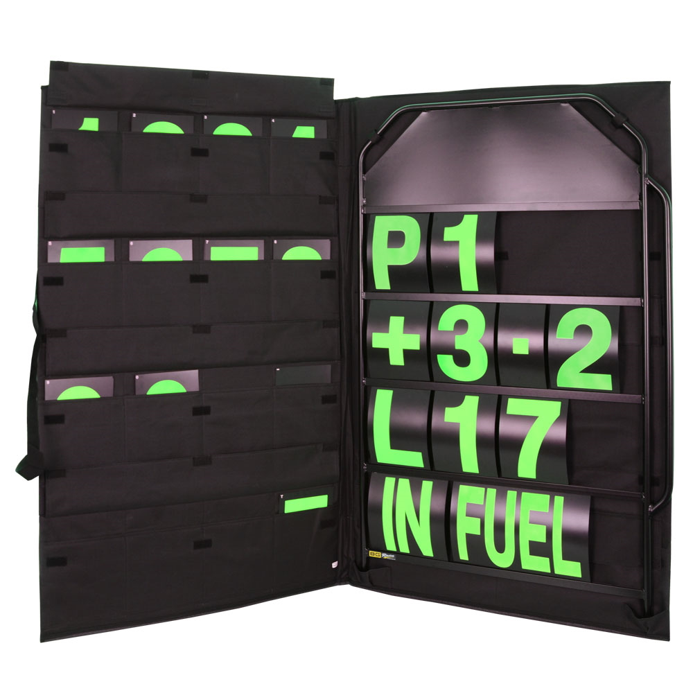 BROWN & GEESON Large Black Pit Board Kit- Green Numbers & Bag