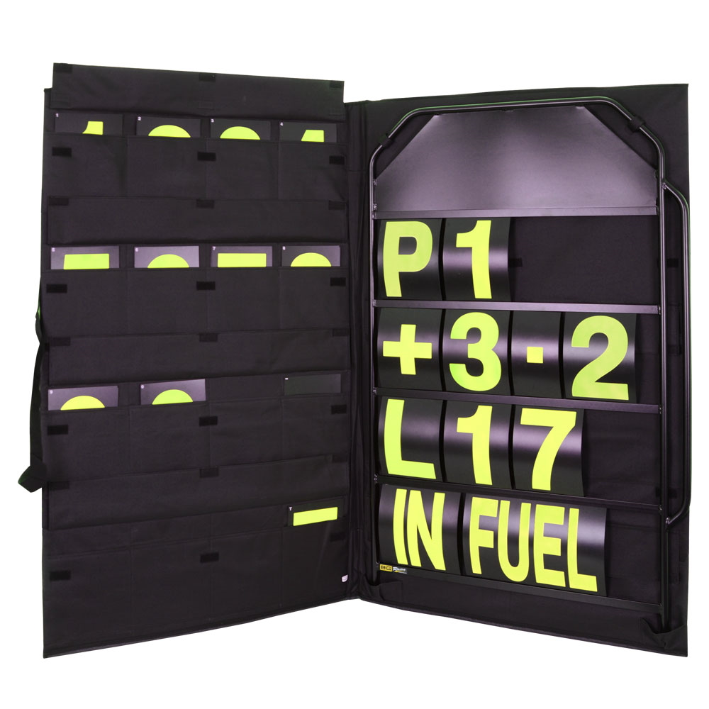 BROWN & GEESON Large Black Pit Board Kit- Yellow Numbers & Bag