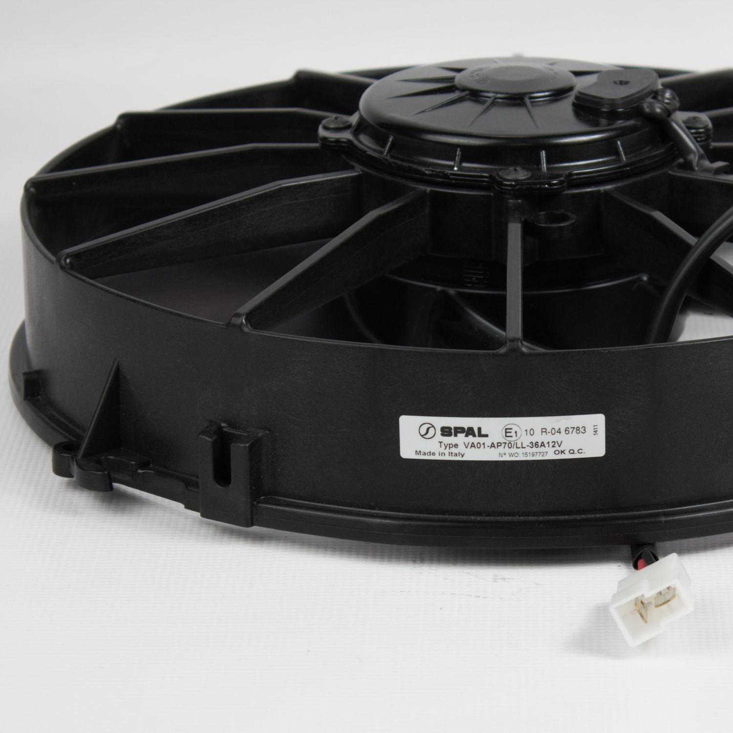 SPAL 12" (305mm) Pulling Cooling Fan - 12v 1640 CFM | 30102038 - Image 6