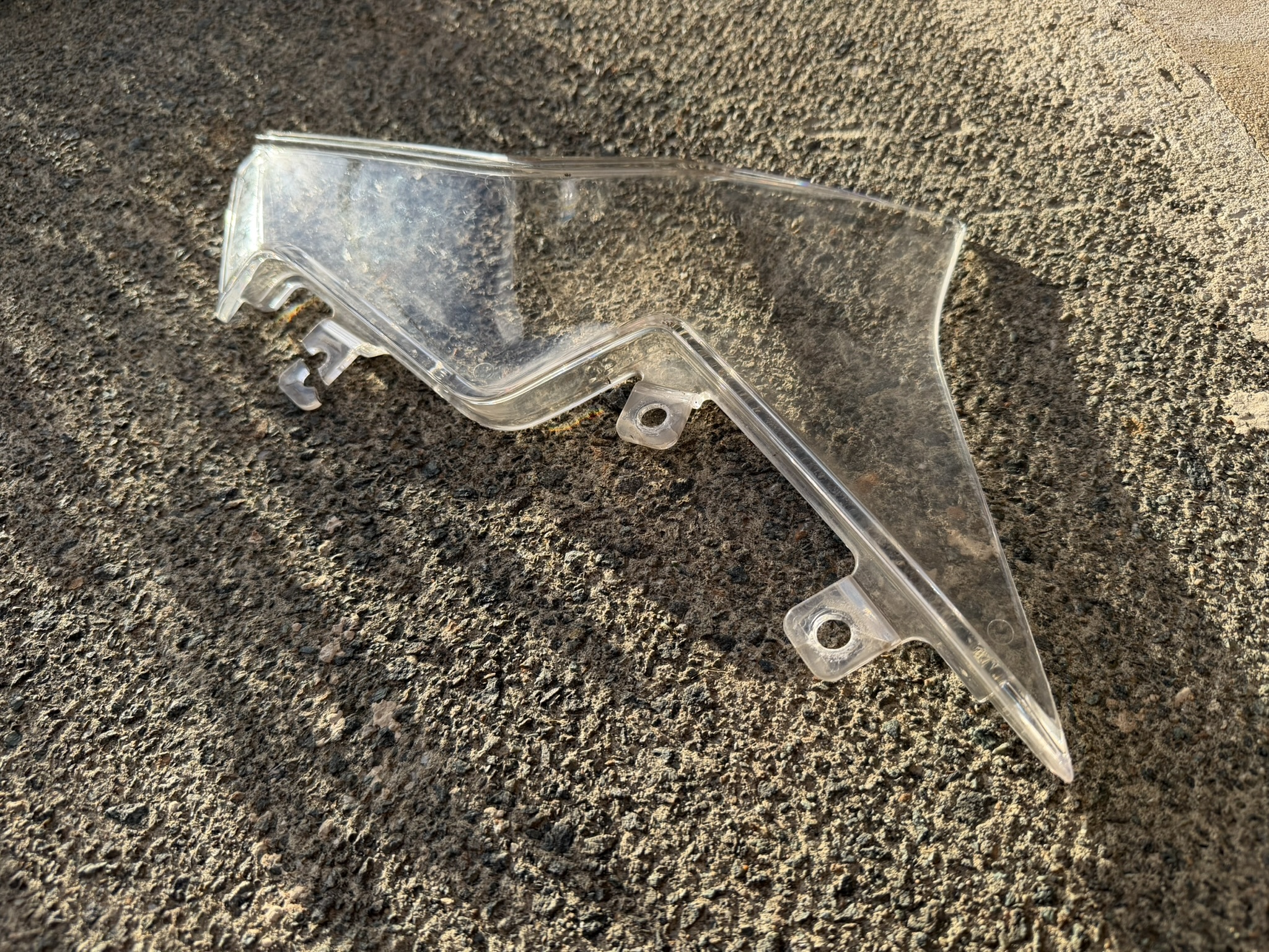 BMW R1250RT 2018-2025 Right Wind Deflector Winglet Screen - Image 2