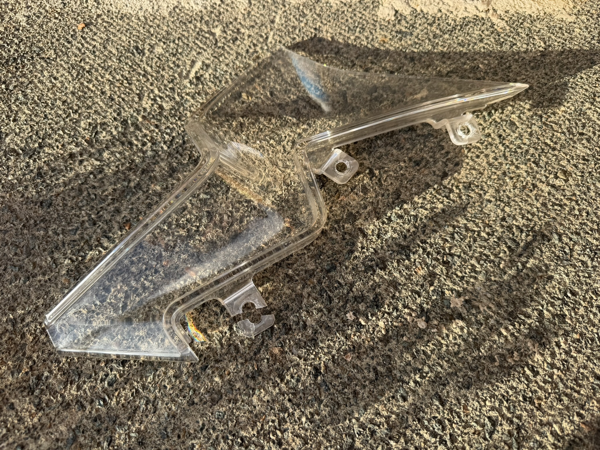 BMW R1250RT 2018-2025 Right Wind Deflector Winglet Screen - Image 3